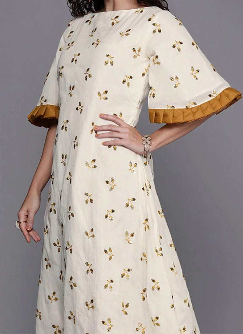 Multicolor Printed Cape Sleeves Salwar Set After Six Wear 1 Multicolor Printed Cape Sleeves Salwar Set After Six Wear