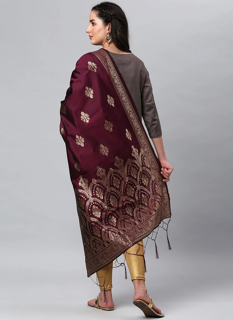 Wine Benarasi Silk Jacquard Woven Dupatta Festive Wear 4 Wine Benarasi Silk Jacquard Woven Dupatta Festive Wear - Image 4