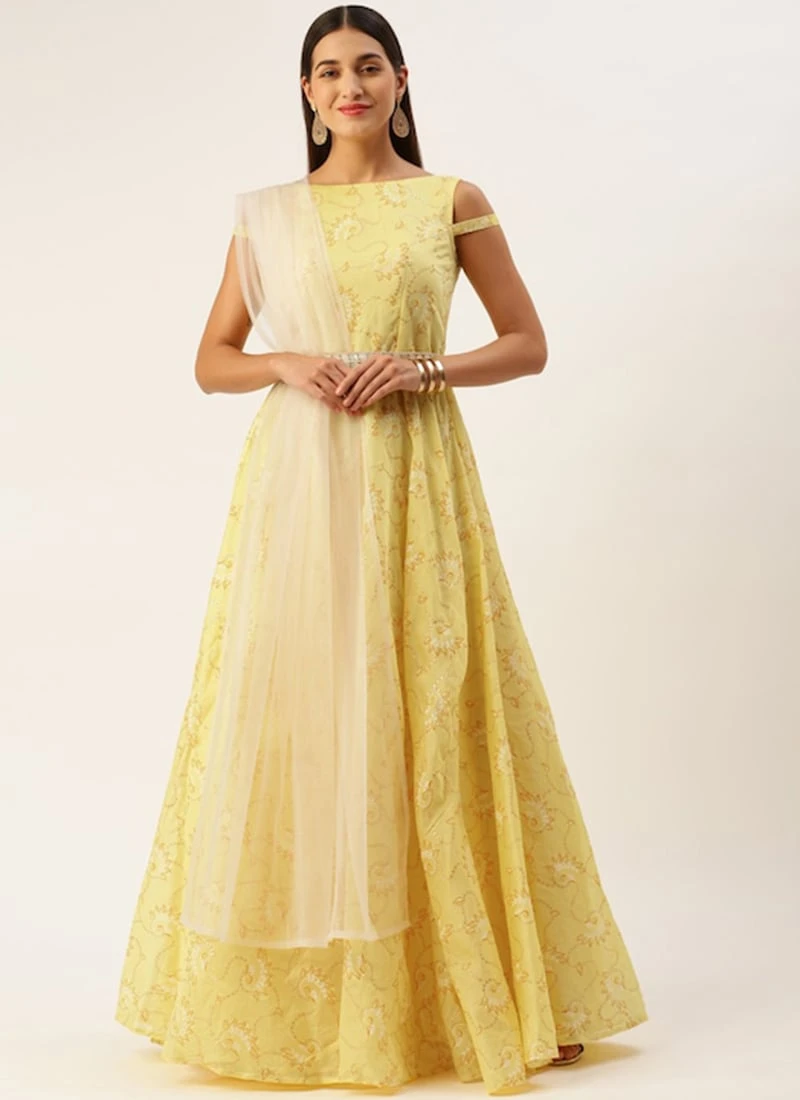 Dupatta From Yellow Foil Printed Cotton Gown After Six Wear 3 Dupatta From Yellow Foil Printed Cotton Gown After Six Wear - Image 3