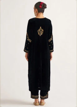 Black Velvet Embroidered Straight Pant Suit Party Wear -Indo Clothing Shop black velvet embroidered straight pant suit krdvc30 b