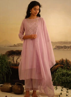 Lavender Chanderi Silk Embroidered Dupatta Party Wear -Indo Clothing Shop lavender chanderi silk embroidered dupatta dpbadcsdul01 u