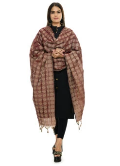Maroon Handloom Cotton Weaving Work Dupatta Work Wear -Indo Clothing Shop maroon handloom cotton weaving work dupatta dpdmimfd085 u